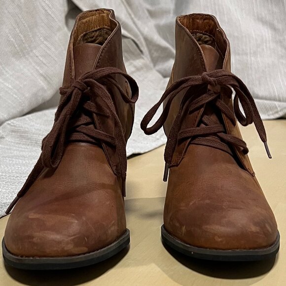 Clarks Indigo Lace-Up Ankle Boots - Picture 3 of 5